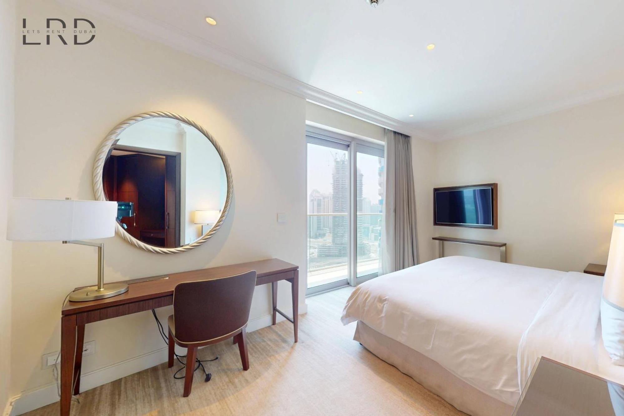 Iconic Burj View In Downtown Apartment Dubai