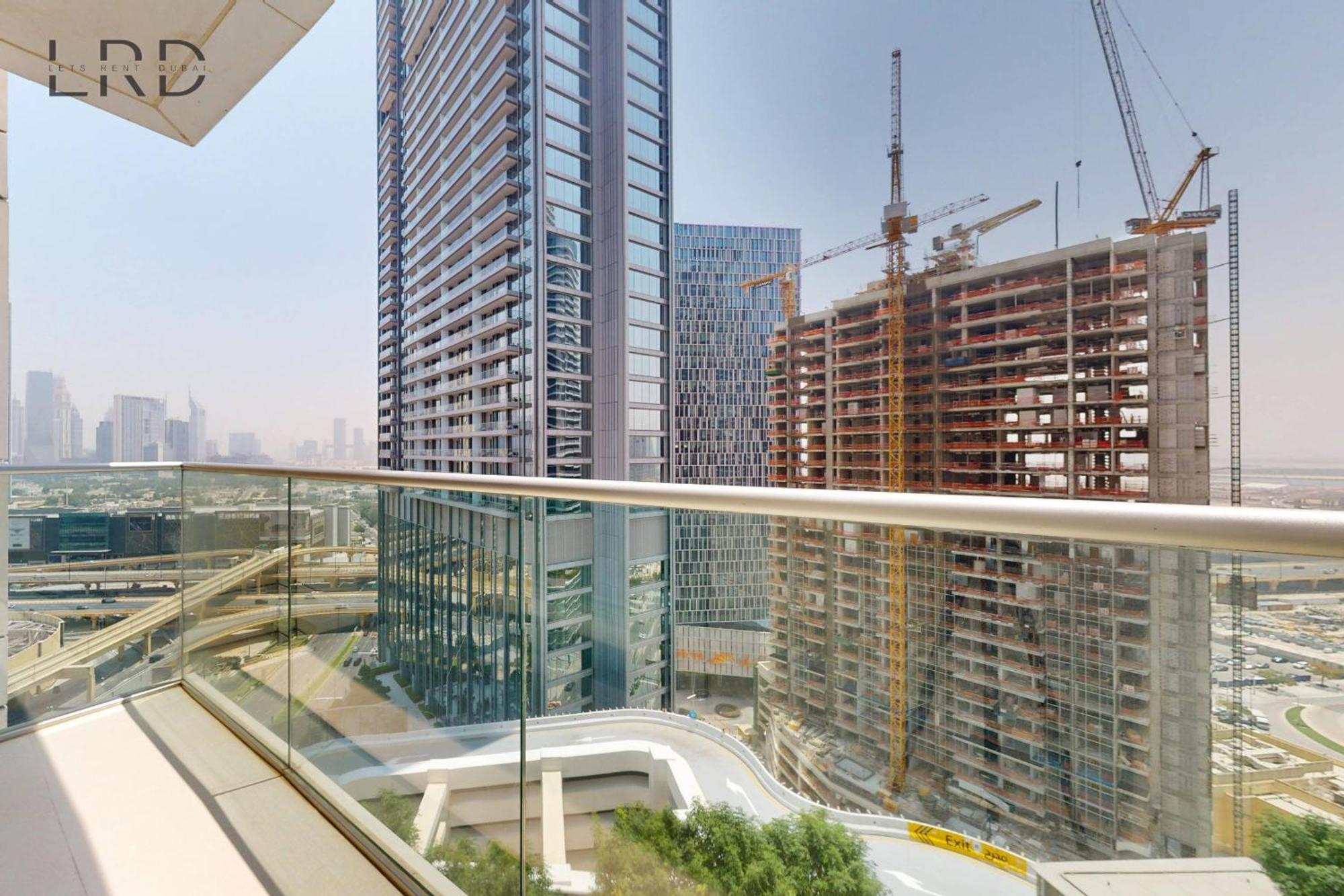 Iconic Burj View In Downtown Apartment Dubai